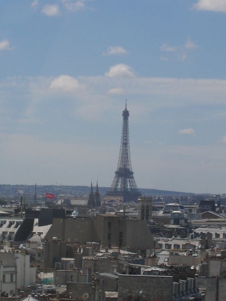 Datei:Eiffelturm vom Centre Pompidou.jpg