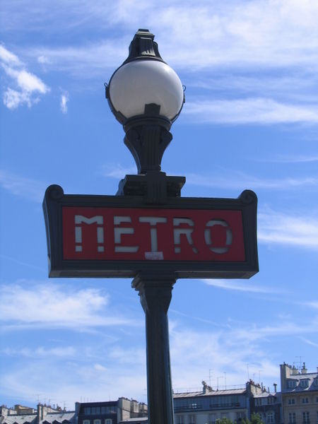 Datei:Metro-Schild.JPG
