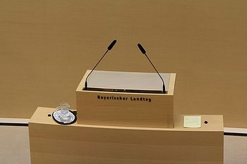 Rednerpult Landtag Bayern